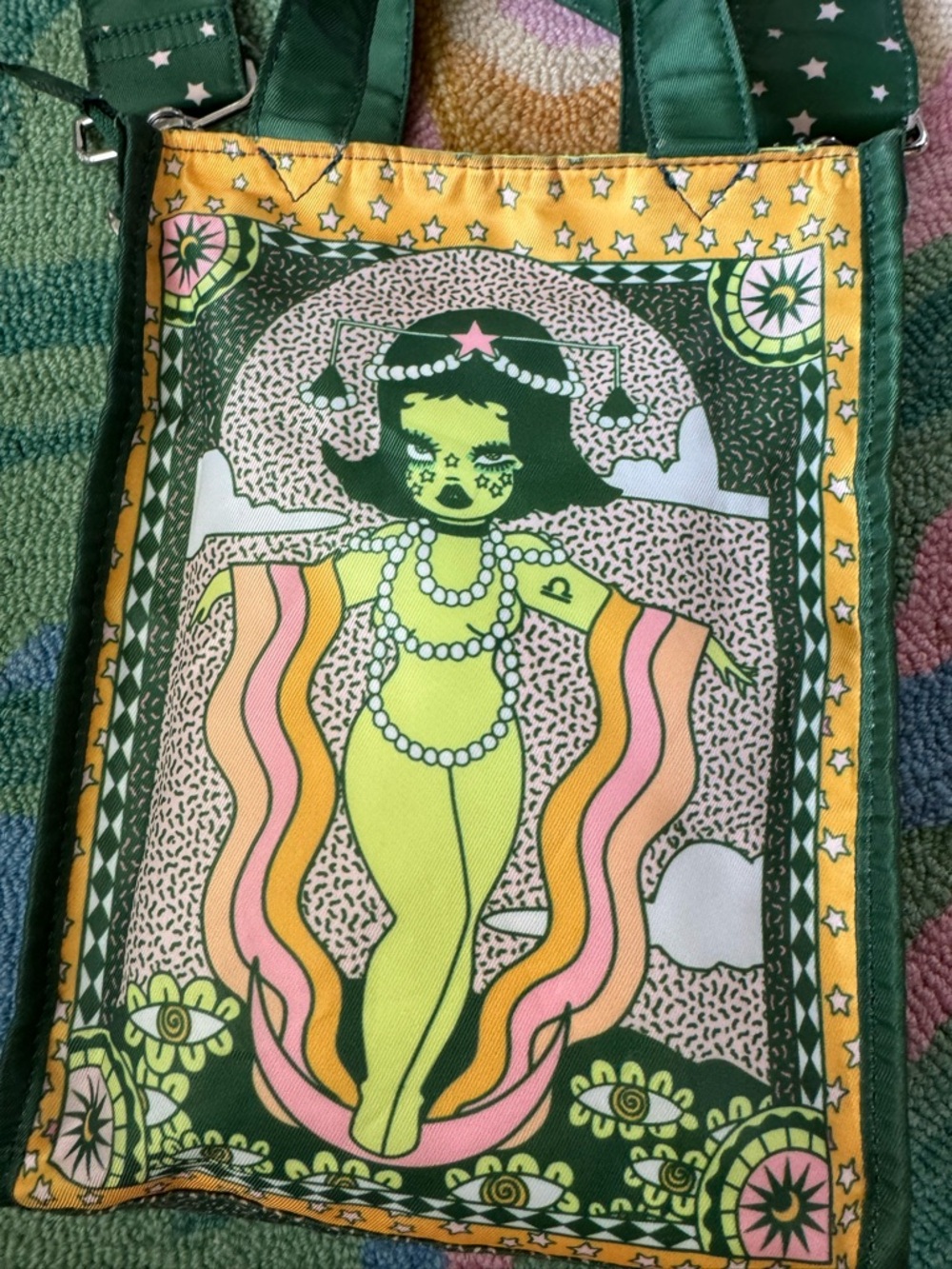 Viral Valfre Libra crossbody, with major star power for the Celestial Cool Girl! - Picture 4 of 10